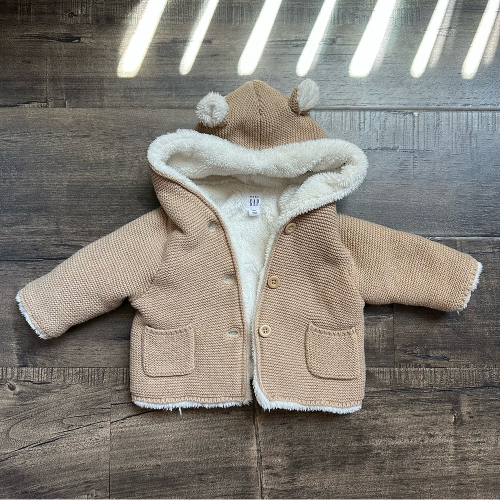 GAP Sherpa Lined Sweater - Picture 1 of 2